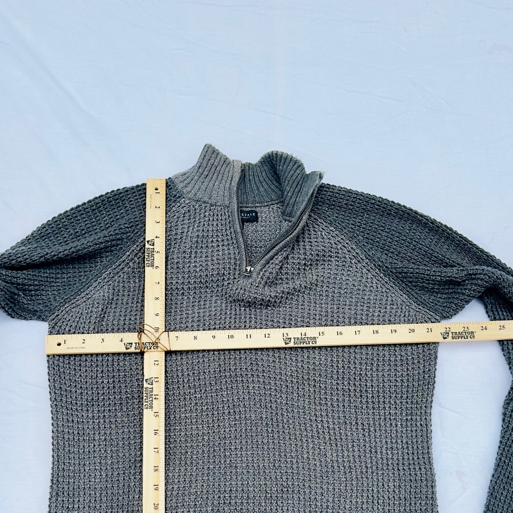 Aeropostale Gray 1/4 Zip Up Sweater‎ Classic Knit Design Mens size large (D103) - Picture 5 of 6